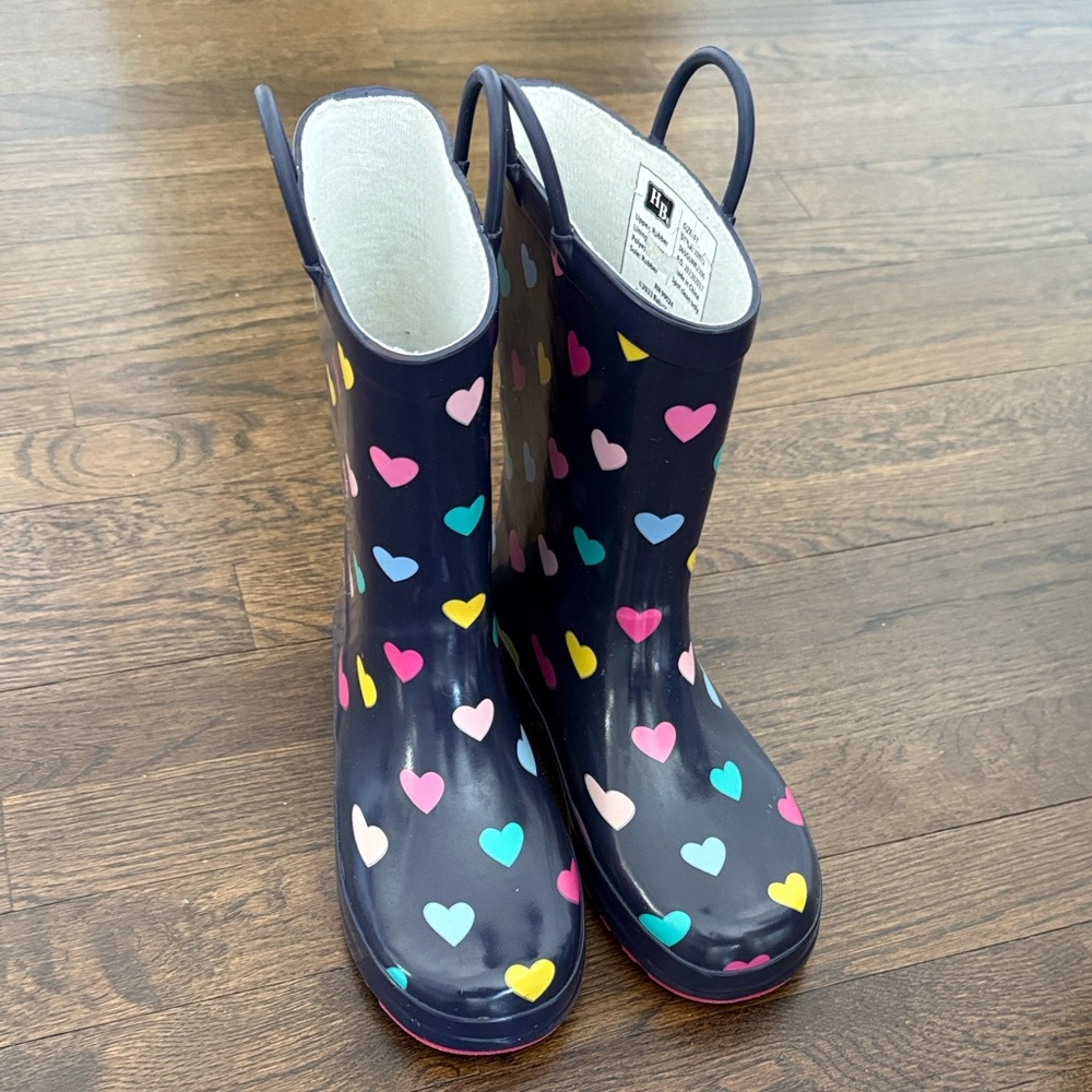 Kids Boots with Colorful Heart Pattern